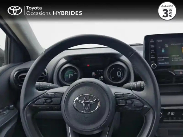 Toyota Yaris 116h design 5p my22 — photo 28