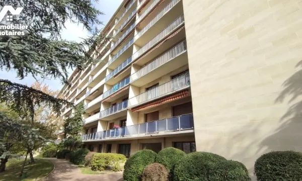 Appartement 5 pièces 154 m²