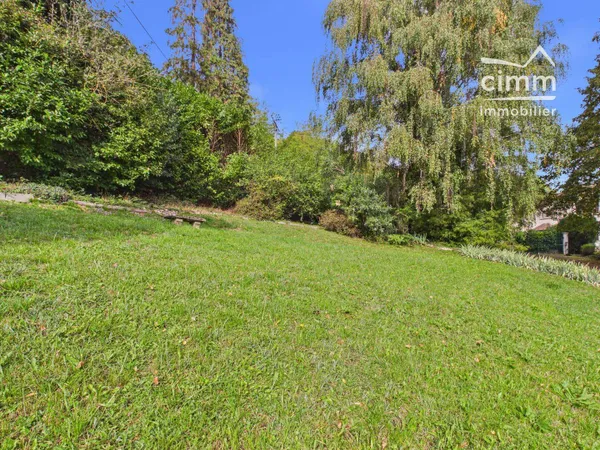 Terrain 957 m²