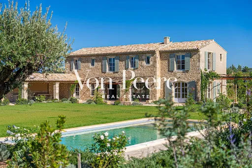 Maison 205 m²