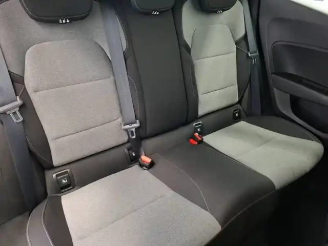 Renault Clio tce 90 — photo 15
