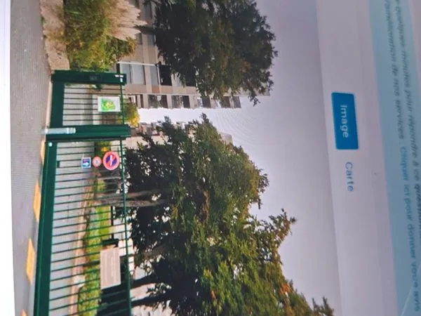 Vends place de Parking a Garches
