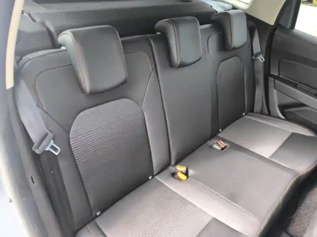 Dacia Duster 1.3 tce 150ch fap extreme 4x2 edc — photo 12