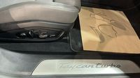 Porsche Taycan 680ch Turbo MY20 — photo 32