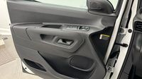 Peugeot Partner Standard 650kg BlueHDi 100ch S&S Asphalt — photo 23