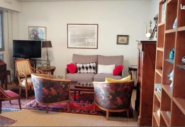Appartement T2/T3 56 m2 rue d'Alleray Paris XVème