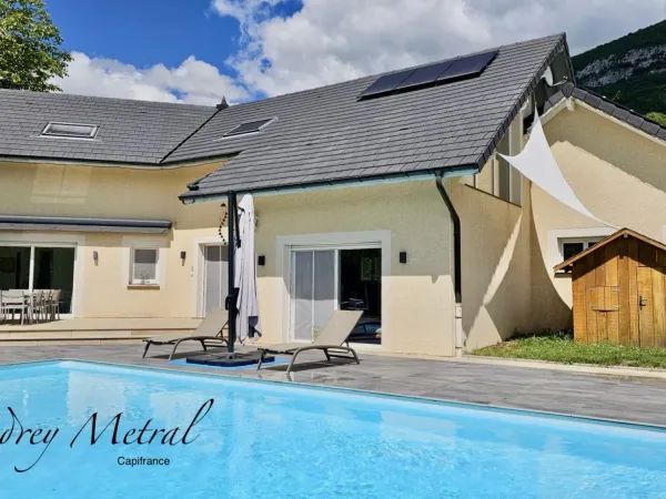 Maison 5 pièces 200 m²