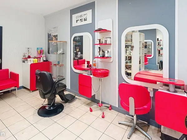 Fonds de commerce, salon de coiffure 115142 m² Vernet