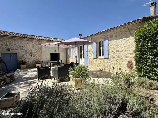 Propriété 5 pièces 105 m²