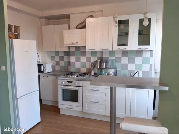 T2 meublé 38 m² - Balcon - Vue Vélodrome - Marseille 10e