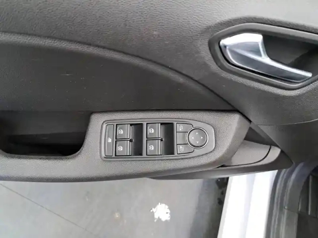 Renault Clio blue dci 100 — photo 68