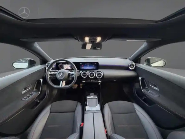 Mercedes Classe A 200 amg line — photo 11