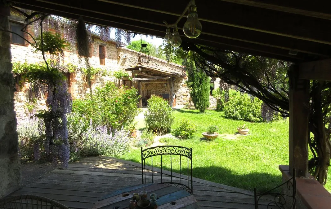 Photo 2