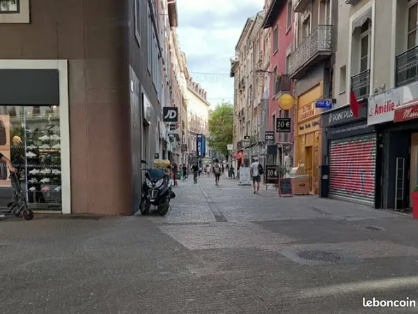 Local commercial 80 m² GRENOBLE