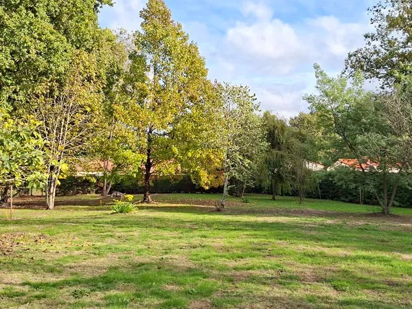 Terrain 700 m² à Saint-Mars-de- Coutais