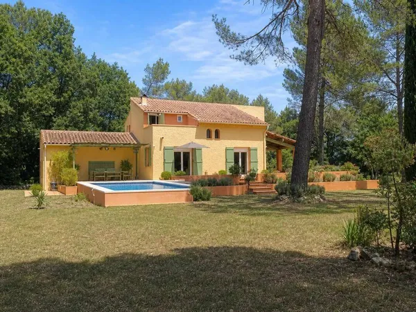 Maison 7 pièces 200 m²