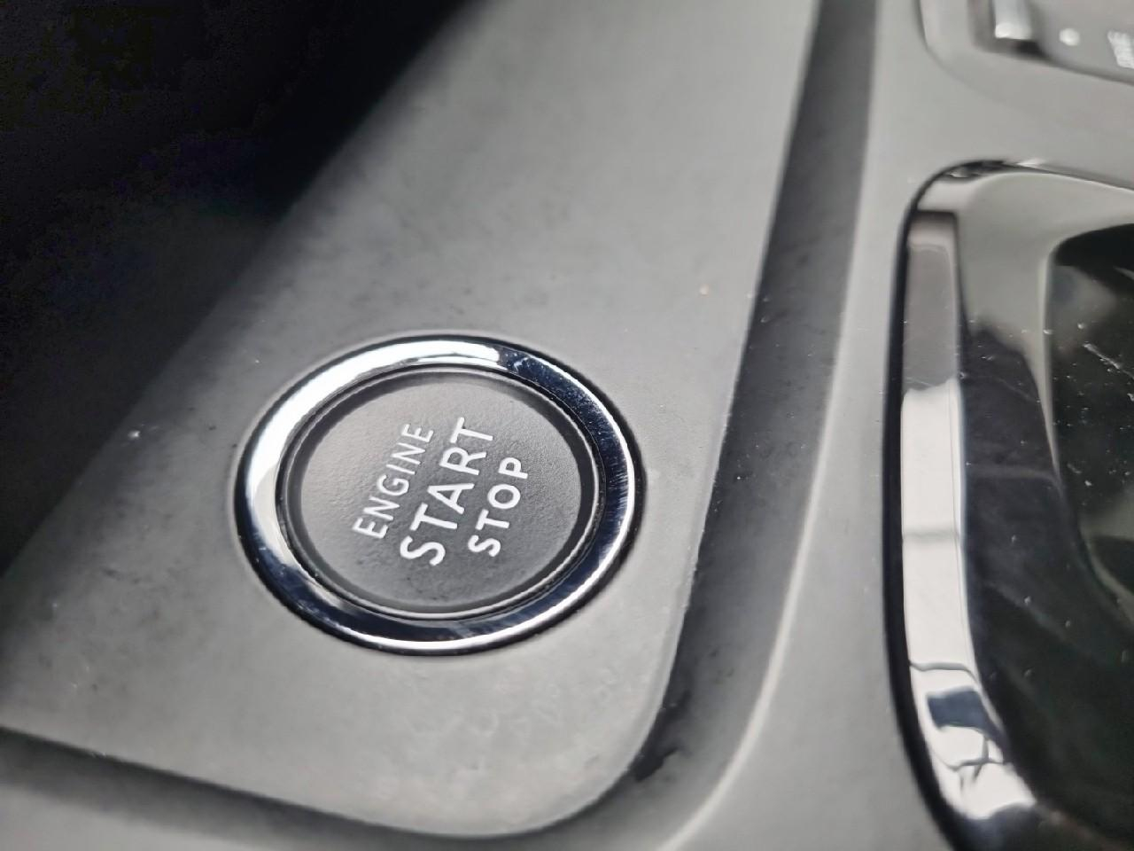 Citroën C5 Aircross hybride rechargeable 225 e-eat8 c-series — photo 19