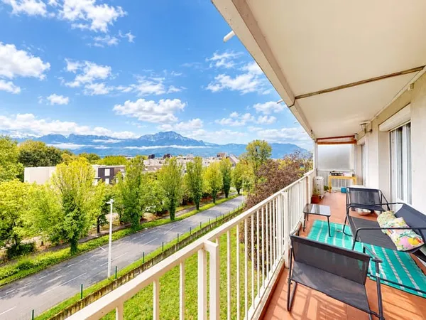 Appartement T3 clés en main, 70 m2 avec grand balcon à Eybens