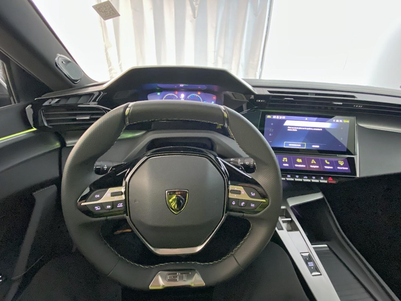 Peugeot 408 electrique 58 kwh 210 ch gt — photo 12