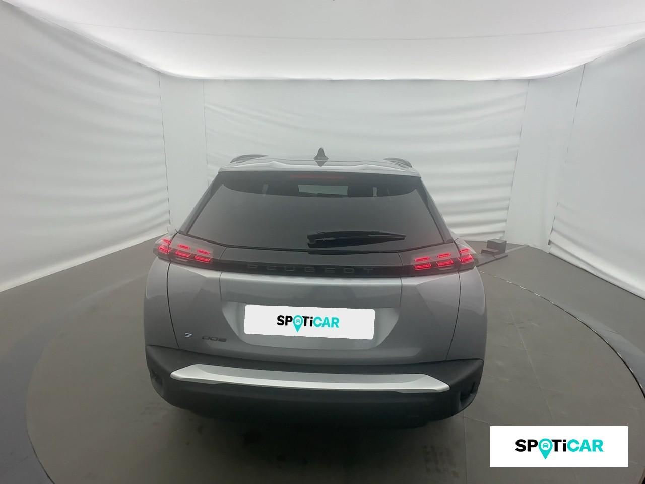 Peugeot 2008 e-2008 156ch 54 kwh allure — photo 5