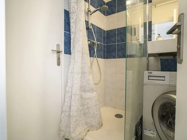 Studio 1 pièce 25 m²