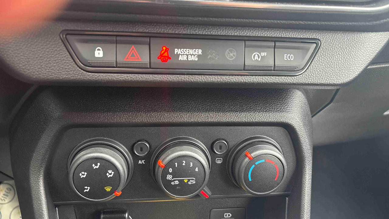 Dacia Sandero ECO-G 100 - 22 — photo 20