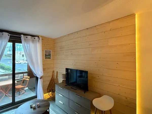 Studio Hyper centre Luchon 20m télécabine