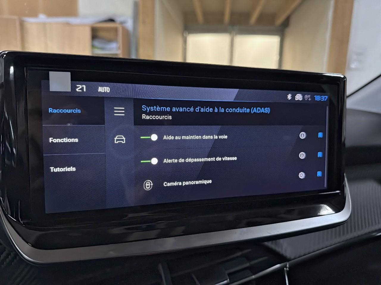 Peugeot 208 hybrid 110 e-dcs6 allure — photo 19