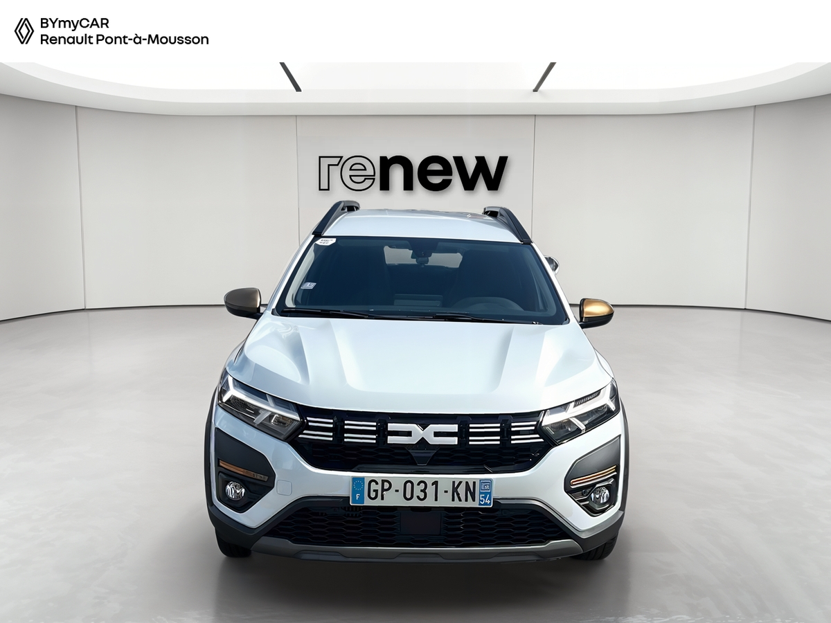 Dacia Jogger TCe 110 5 places — photo 8
