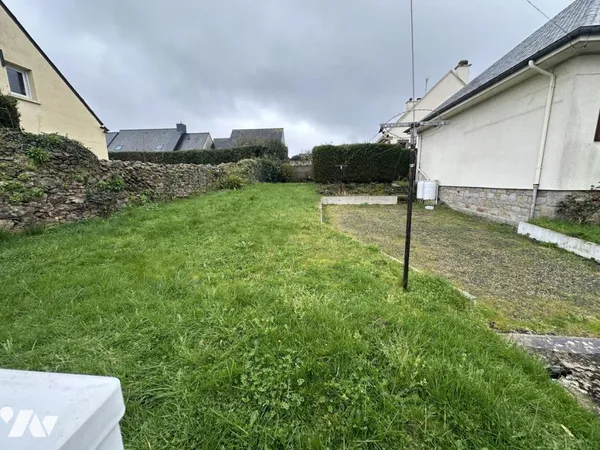 Terrain 209 m²