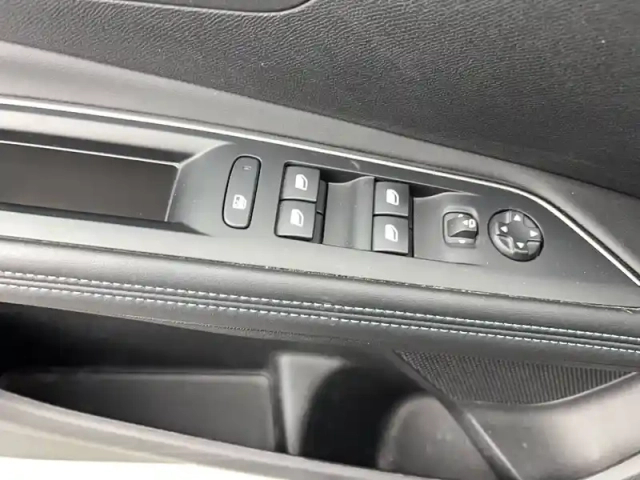 Peugeot 3008 bluehdi 130ch s&amp;s eat8 — photo 15