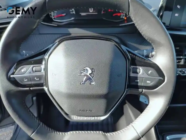 Peugeot 208 puretech 100 s&amp;s bvm6 — photo 17
