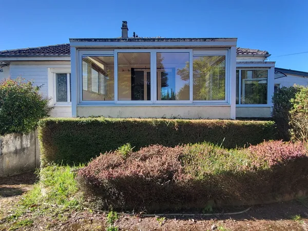 Vends maison avec jardin arboré et dépendances au calme et proche de Rouen, Isneauville²