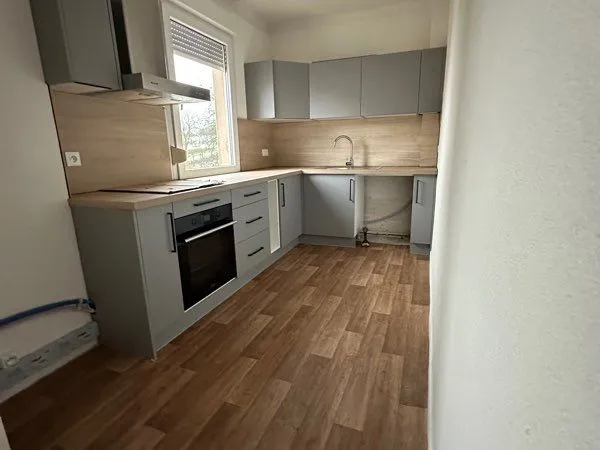 🏠 à louer - grand appartement de 130