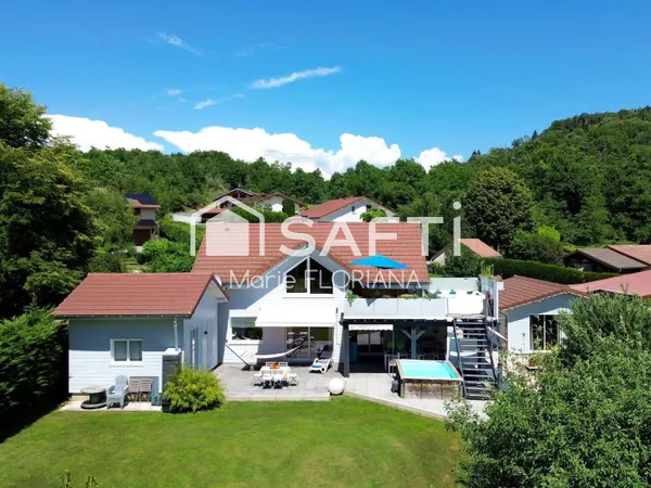 L'ESPRIT VACANCES TOUTE L'ANNÉE - Chalet avec piscine, spa et studio indépendant proche du lac de Vo