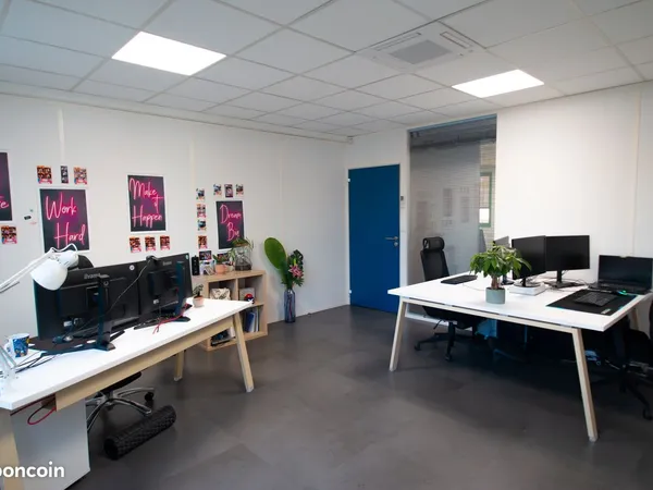 Bureaux à louer de 23m² à Orléans