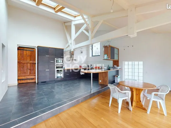 Maison 8 pièces 287 m²