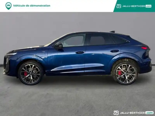 Audi Q3 sportback 1.5 e-hybrid 272ch s line s tronic 6 — photo 20