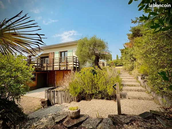 Maison 170m2 - 4000m2 terrain - Piscine