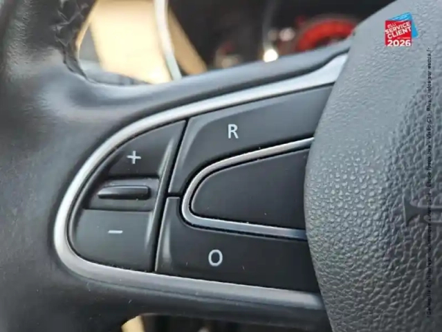 Renault Megane 1.3 tce 140ch fap intens edc — photo 12