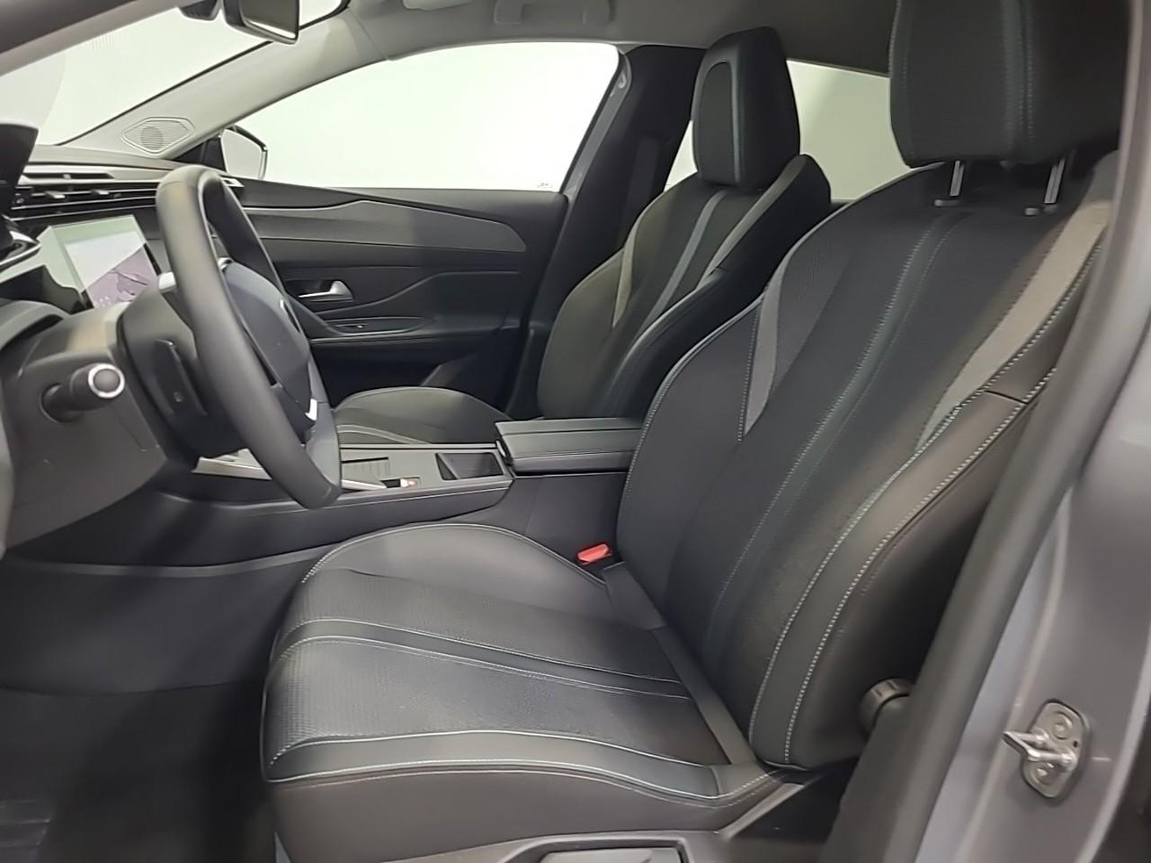Peugeot 308 hybrid 145 e-dcs6 allure — photo 10