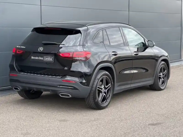 Mercedes Gla 200 d amg line — photo 21