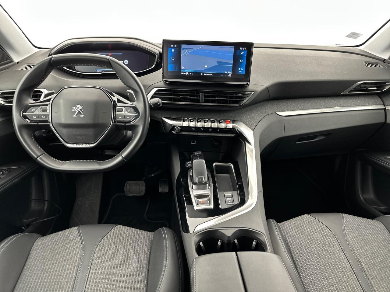 Peugeot 3008 puretech 130ch s&s eat8 allure pack — photo 11