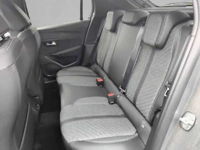 Peugeot 208 hybrid 110 ch e-dcs6 — photo 11