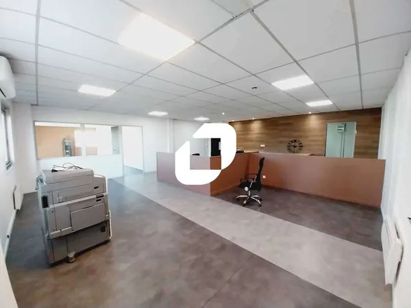 A louer Local d'activité 275m² Neuilly plaisance