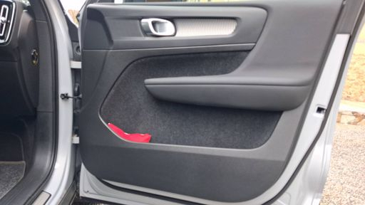 Volvo XC40 1.5 T5 Recharge 180 + 82ch DCT7 - R-Design – 2022 – 82500 km – Hybride rechargeable – Boîte Automatique — photo 25