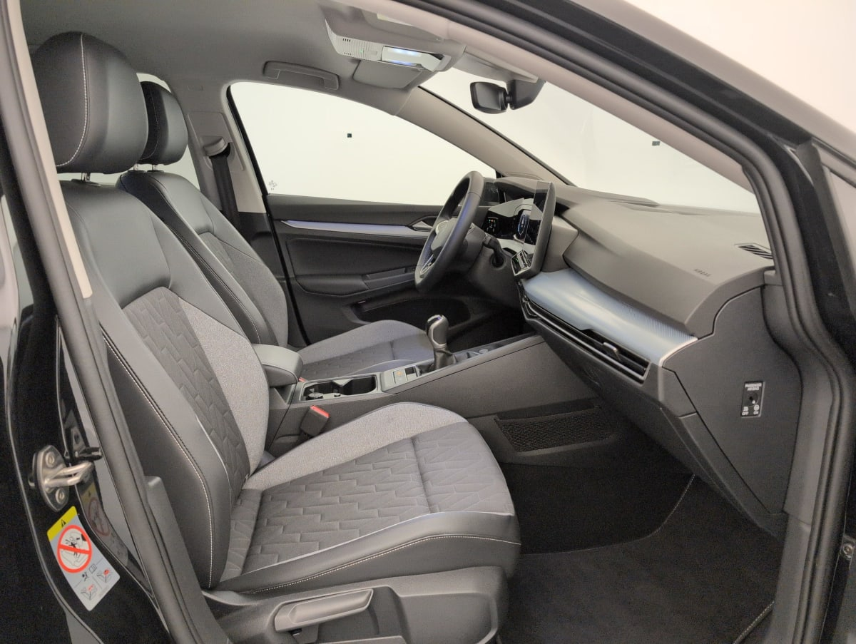 Volkswagen Golf 8 — photo 9