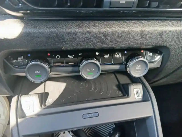 Citroën C4 bluehdi 130 eat8 — photo 35