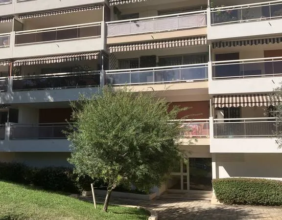 Appartement 1 pièce 33 m²