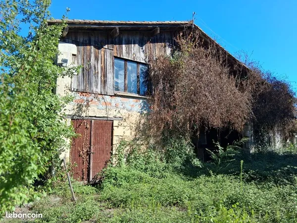 Grange 2 pièces 106 m²